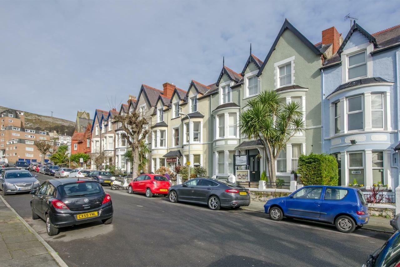 Welsh Cosy Apartments Llandudno Buitenkant foto